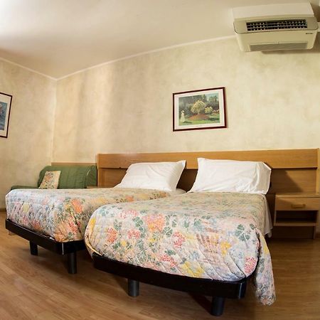 Hotel Centro Torre Pellice Ngoại thất bức ảnh