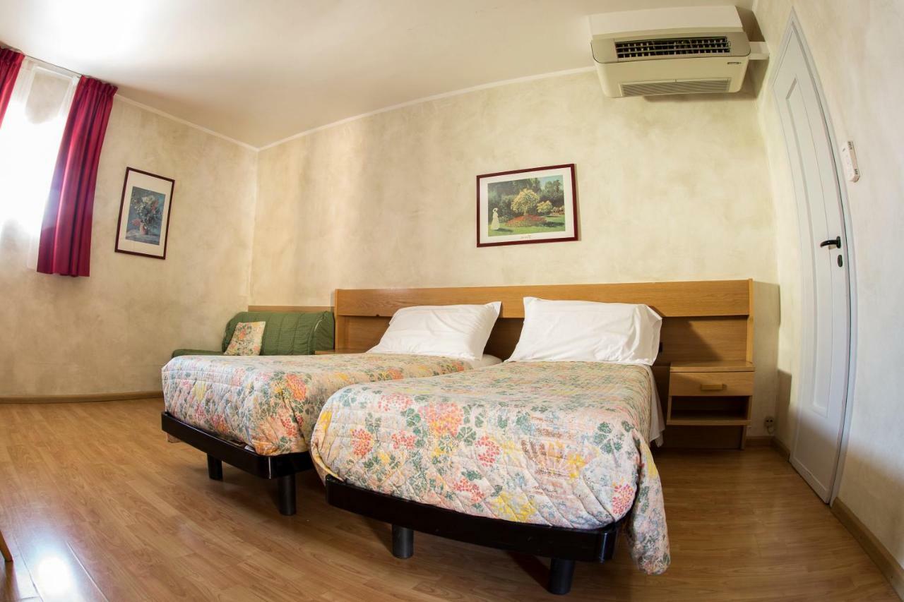 Hotel Centro Torre Pellice Ngoại thất bức ảnh