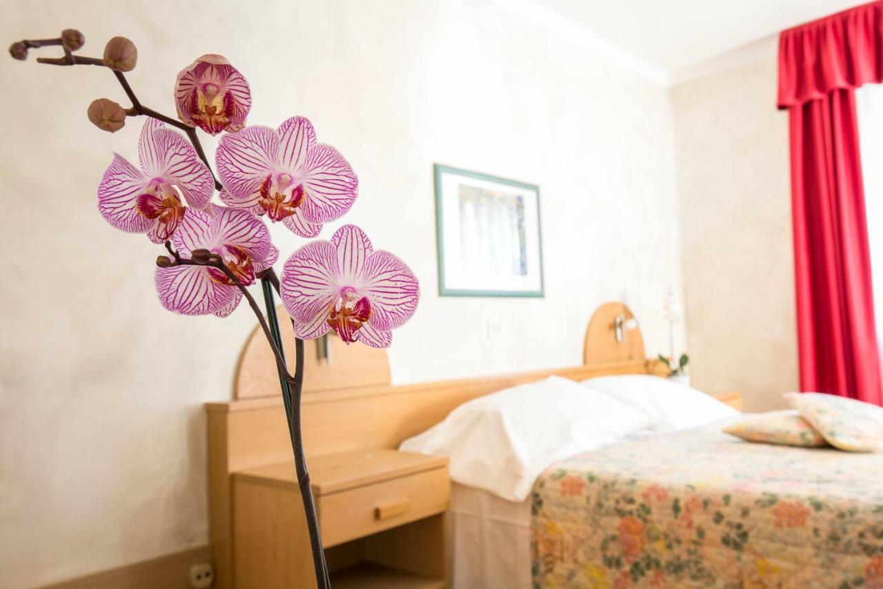 Hotel Centro Torre Pellice Ngoại thất bức ảnh